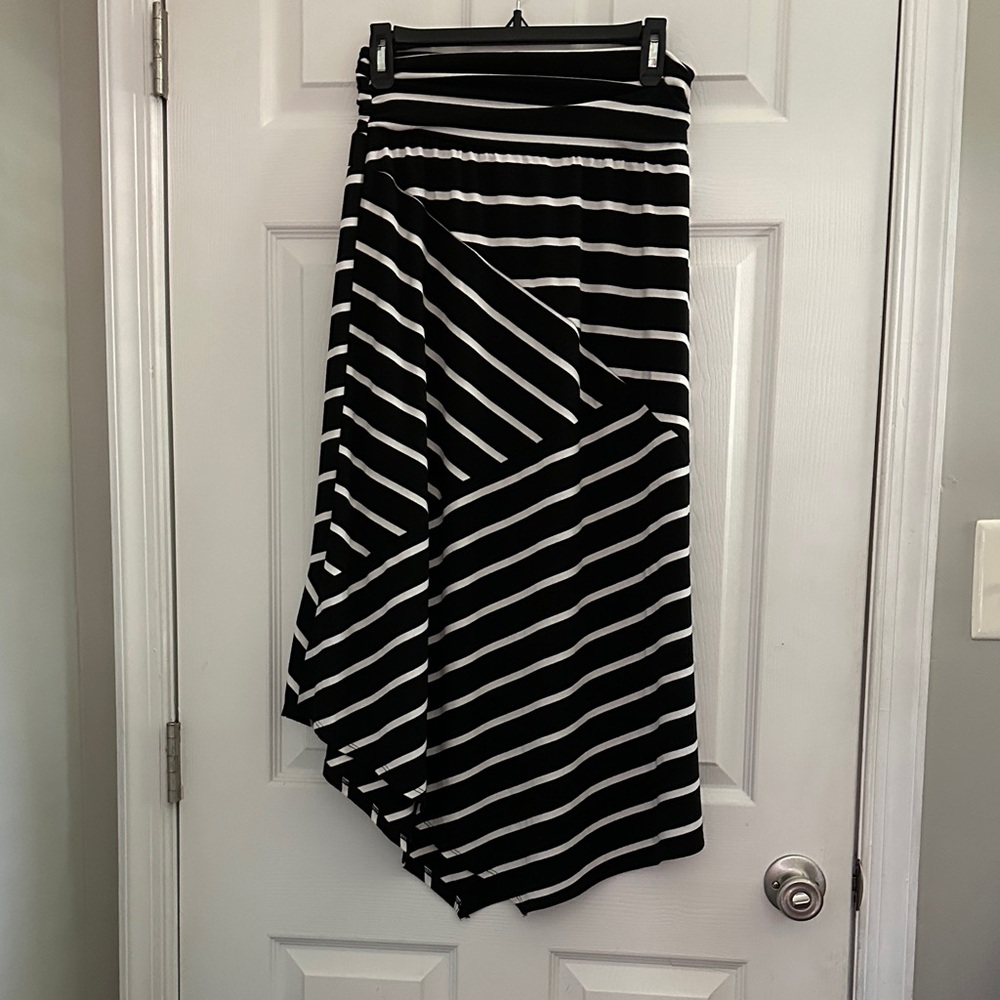 Apt. 9 Black and White Striped Maxi Skirt